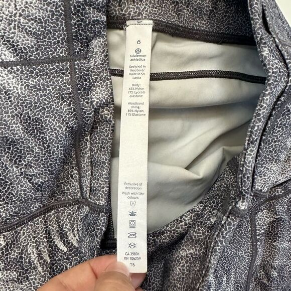 Lululemon Fast Free Tight Kindred Spirit Alpine White Multi Crop 19” - Picture 6 of 7